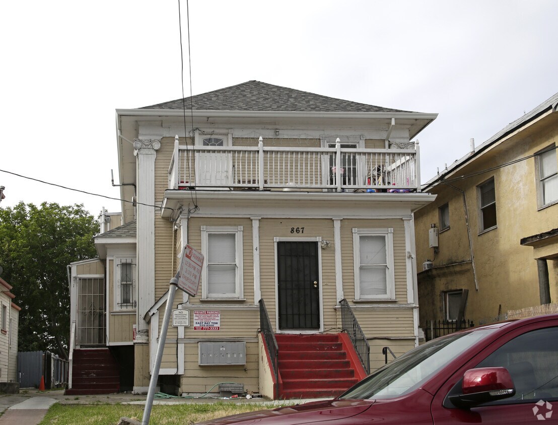 Building Photo - 867 37th St