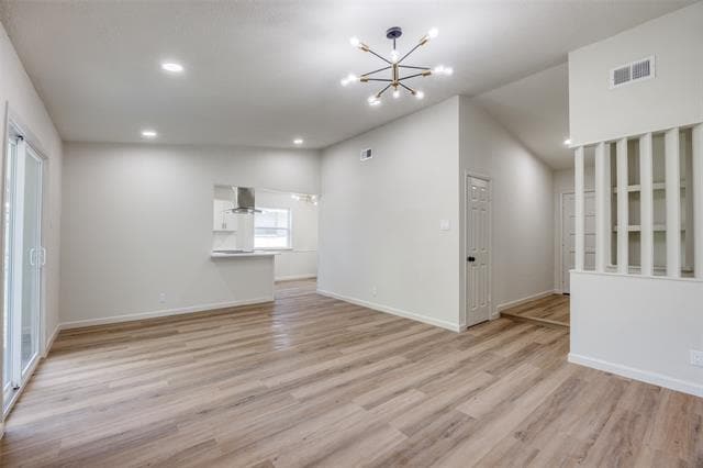 Building Photo - 2706 Shawn Dr