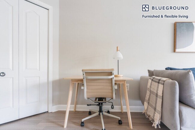 Foto del edificio - 2140 L St NW