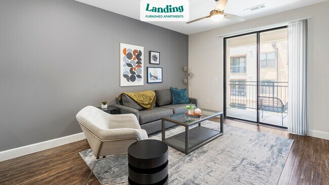 Foto del edificio - 5225 Town and Country Blvd