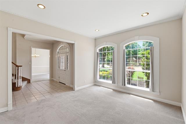Foto del edificio - 1020 Highland Oaks Dr