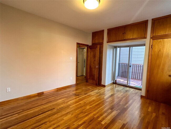 Foto del edificio - 84-29 60th Ave