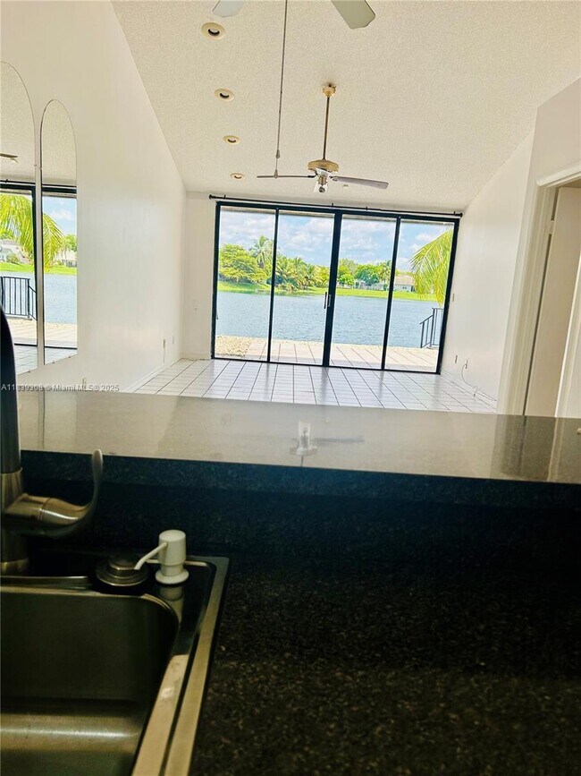 Foto del edificio - 12457 SW 147th Terrace