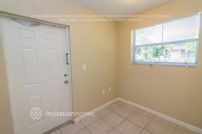 Foto del edificio - 10005 SW 166th St