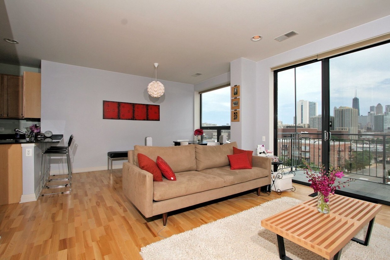 Foto principal - 859 W Erie St