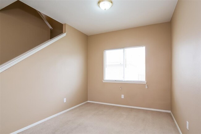 Building Photo - 13030 Sandhill Park Ln