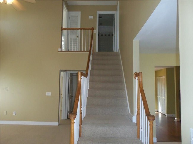 Building Photo - 310 Corey Ln