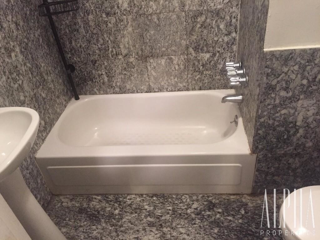 Foto del edificio - 434 E 76th St