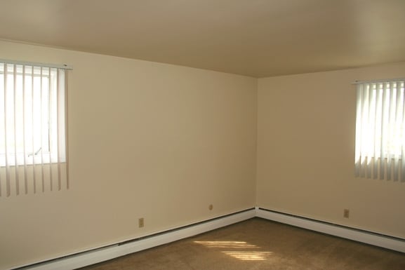 Bedroom - Olde Towne Village Apartments