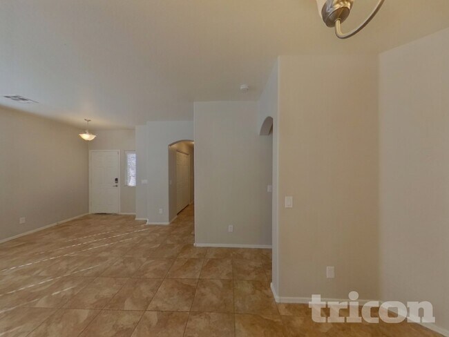 Foto del edificio - 36907 W Mondragone Ln