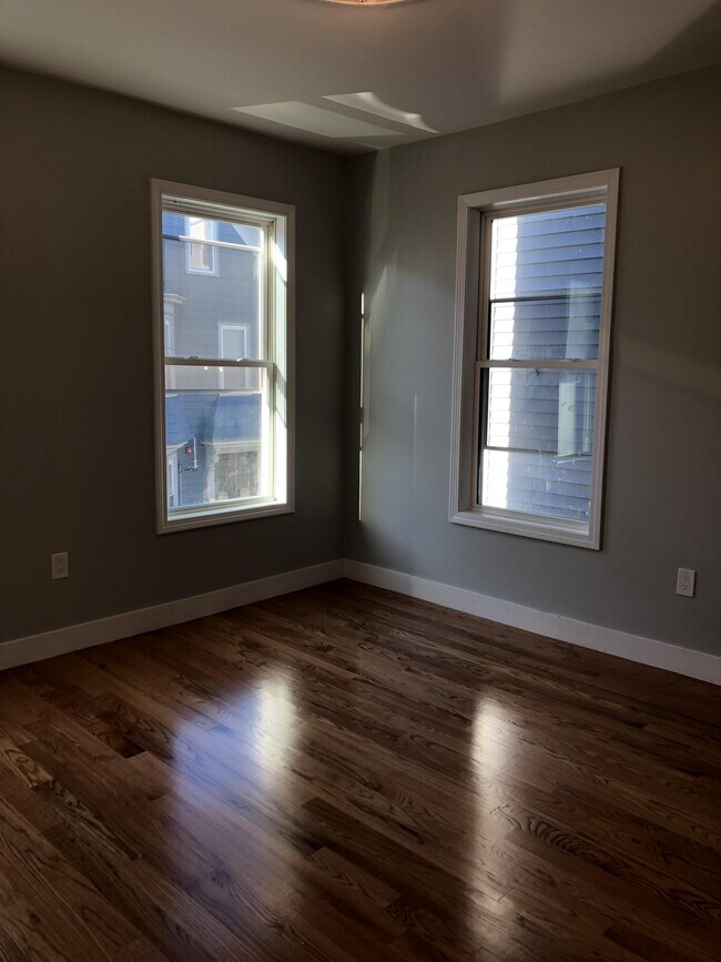 Foto del edificio - 19 Washburn St