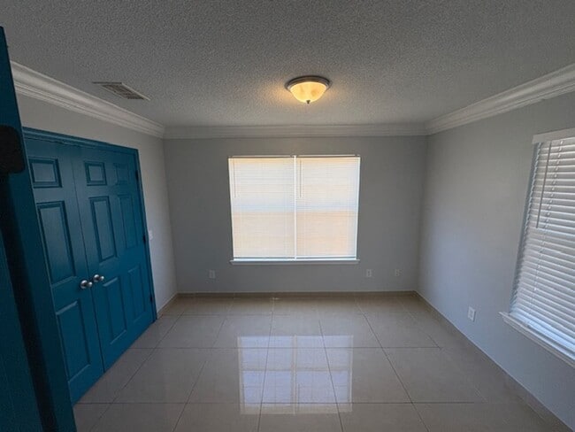 Foto del edificio - 3371 Wasatch Loop Rg