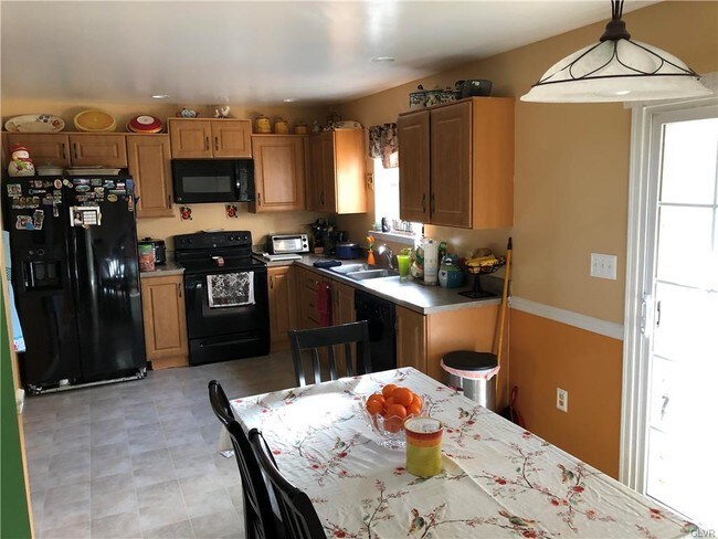 Building Photo - 123 Highlands Cir