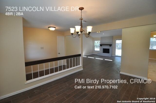Building Photo - 7523 Lincoln Village Dr
