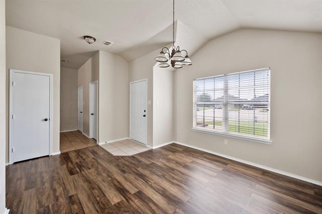 Foto del edificio - 812 Sierra Cir