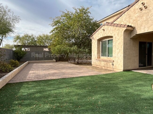 Building Photo - 9311 W Alyssa Ln