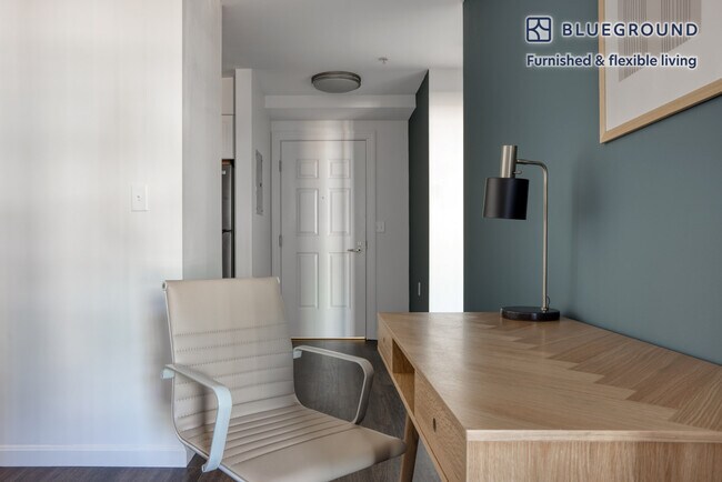 Foto del edificio - 632 Massachusetts Ave