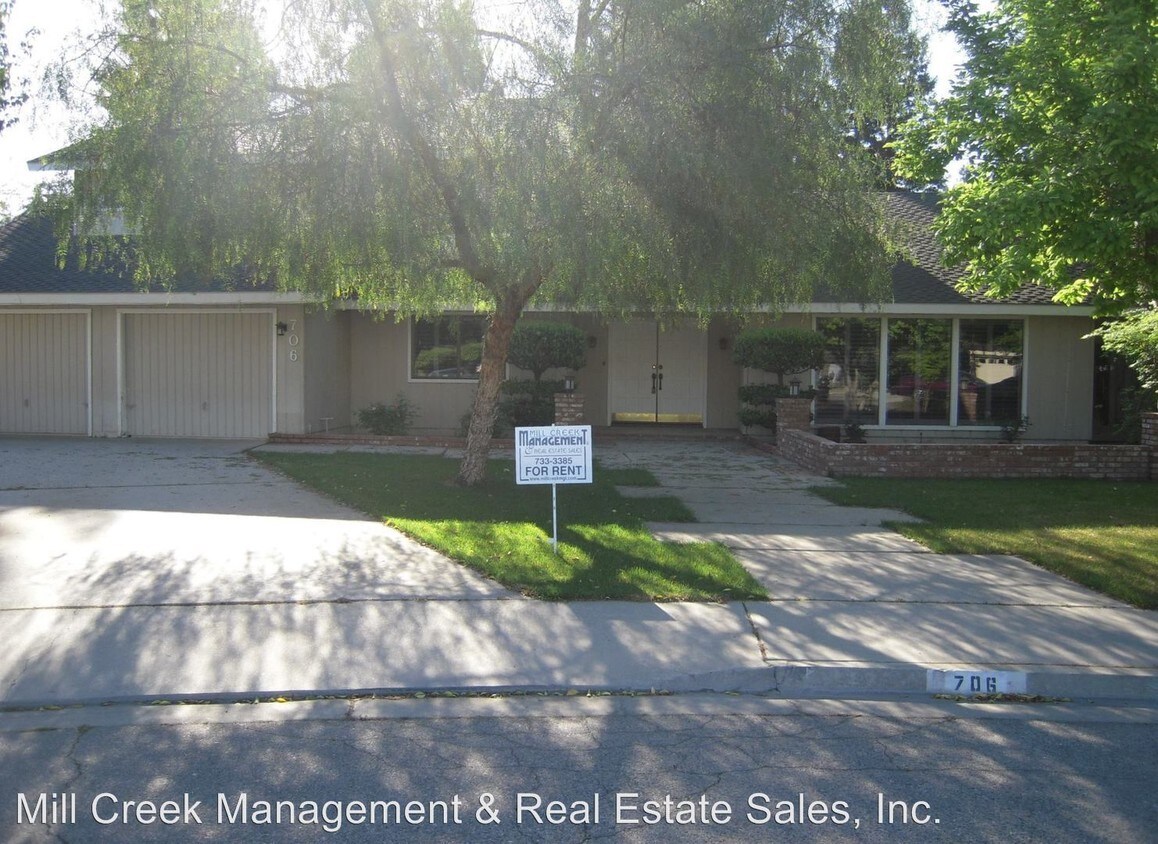 Primary Photo - 706 N Tilden Ct