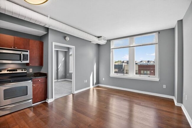 Building Photo - 155 Potomac Passage