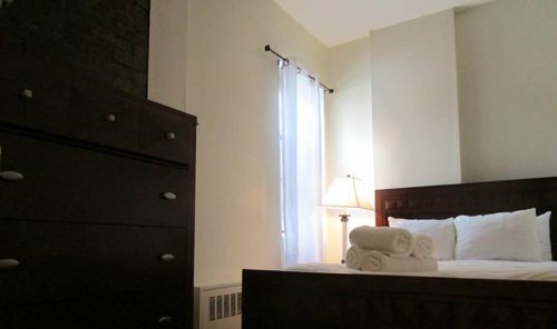 Foto del edificio - 333 E 33rd St