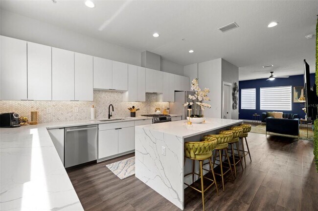 Foto del edificio - 865-866 6th Ave S