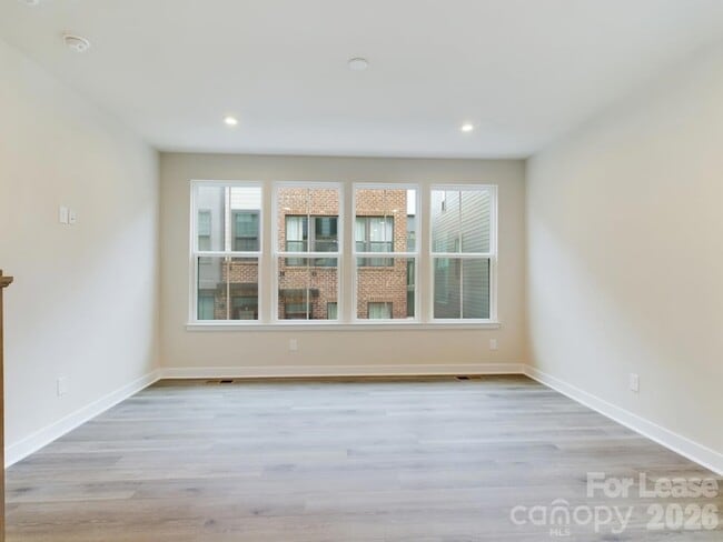 Foto del edificio - 3046 Terroir Ln