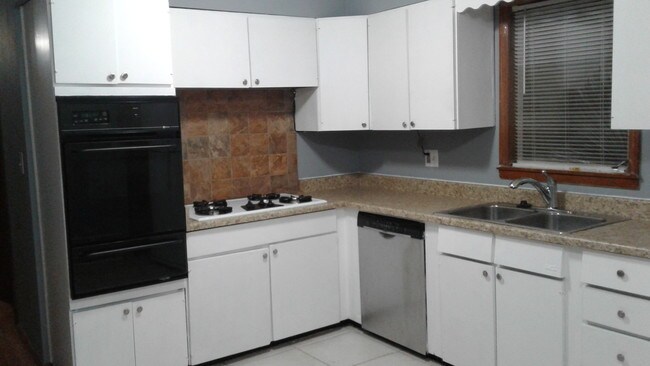 Foto del edificio - 610 N 10th St