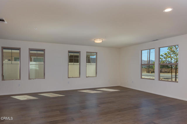 Building Photo - 4080 Aurora Way