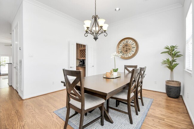 Foto del edificio - 5625 Dolores St