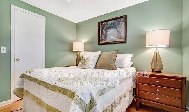 Foto del edificio - 8550 Frost St N