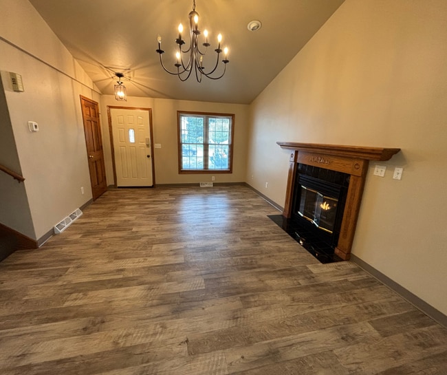 Building Photo - 1126 Nier Ct