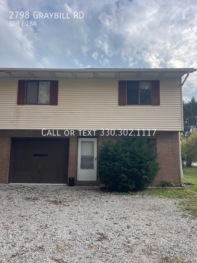 Primary Photo - Three bedroom one bathroom townhouse for rent