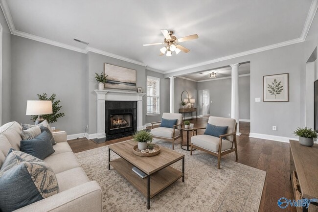 Building Photo - 5104 Frankford Dr SE