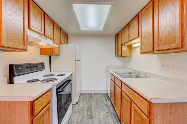 Interior Photo - Applewood Crest Townhomes & Apartments