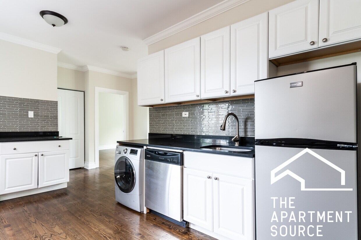 Foto principal - 655 W Roscoe St