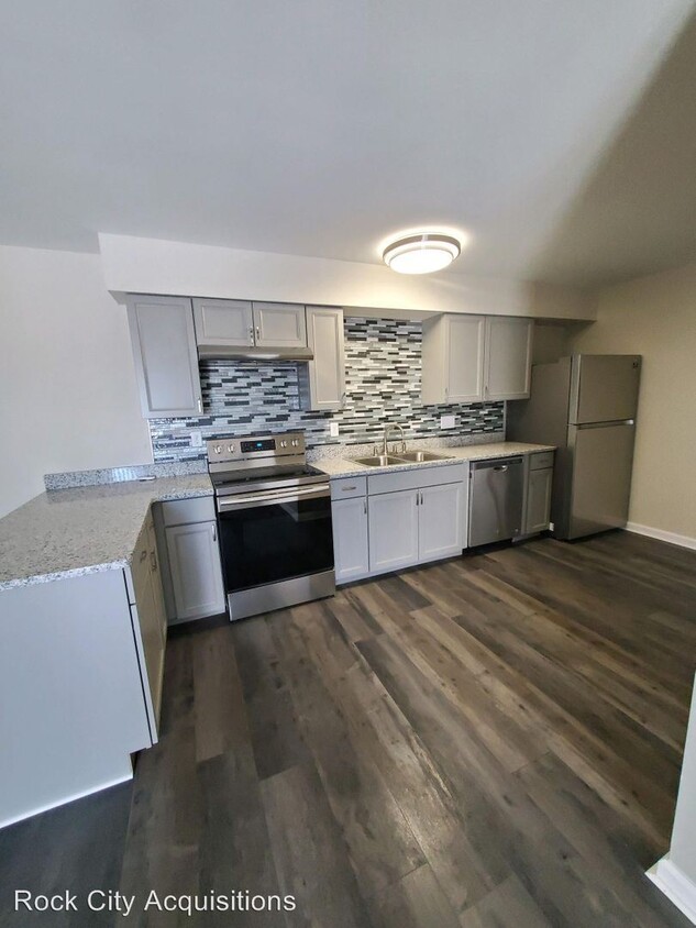 Foto principal - 7572 Cherryvale N Blvd