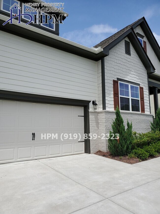 Building Photo - 4 Bedroom Home in Amberly Subdivision