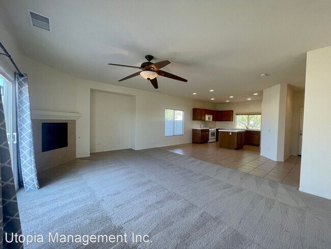 Foto del edificio - 3 br, 2 bath House - 64027 Alpine St.