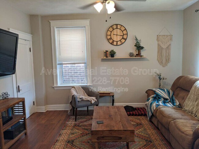 Foto del edificio - 4933 Loughborough Ave