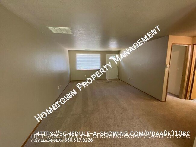 Building Photo - Adorable 2 bedroom 1 bath rambler - Availa...