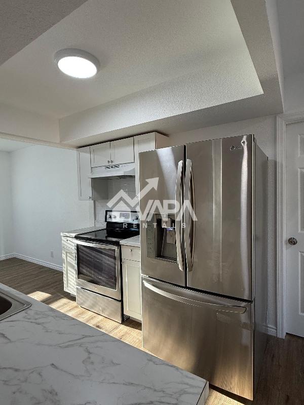 Foto del edificio - 8350 Hastings