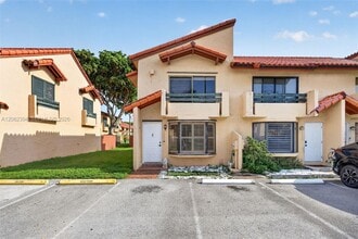 Building Photo - 10206 SW 77th Ct