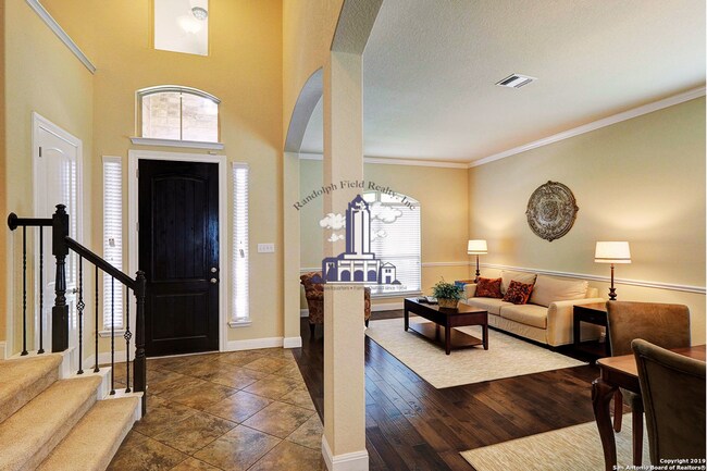 Foto del edificio - Welcome home to 621 Cavan!