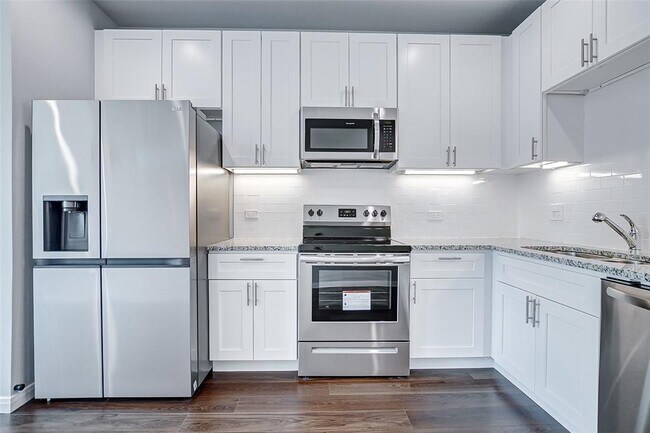 Building Photo - 4915 Paradigm Ln