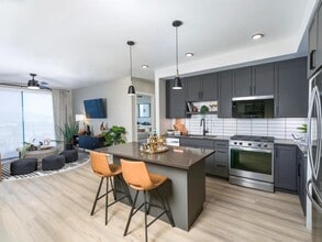 Building Photo - Modera Scottsdale