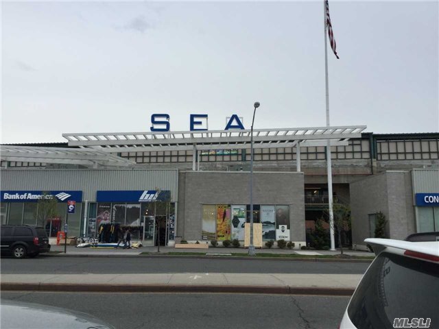 Building Photo - 7010 Coral Reef Way