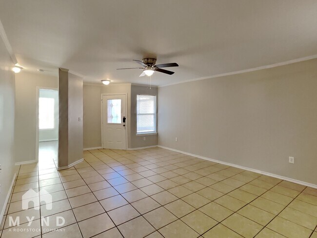 Foto del edificio - 526 N Brentwood Ave