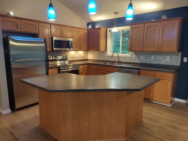 Foto del edificio - 5176 54th Ave NW