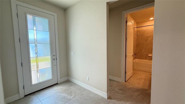 Foto del edificio - 1537 Timber Leaf Rd