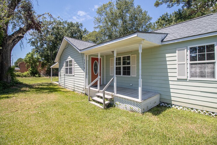 Primary Photo - 3819 Lanier Avenue